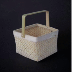 Square basket with handle