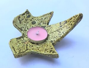 Leaf-shaped Tea Light Candle Holder