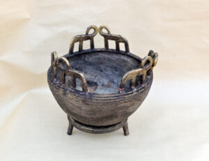Decorative Pot with Stand